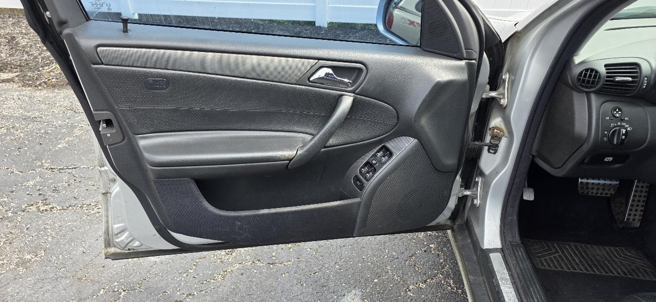 Mercedes-Benz C-Class 4dr Sdn Sport 1.8L Auto 2004