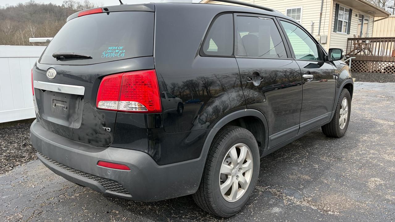 Kia Sorento 2WD 4dr I4 LX 2011