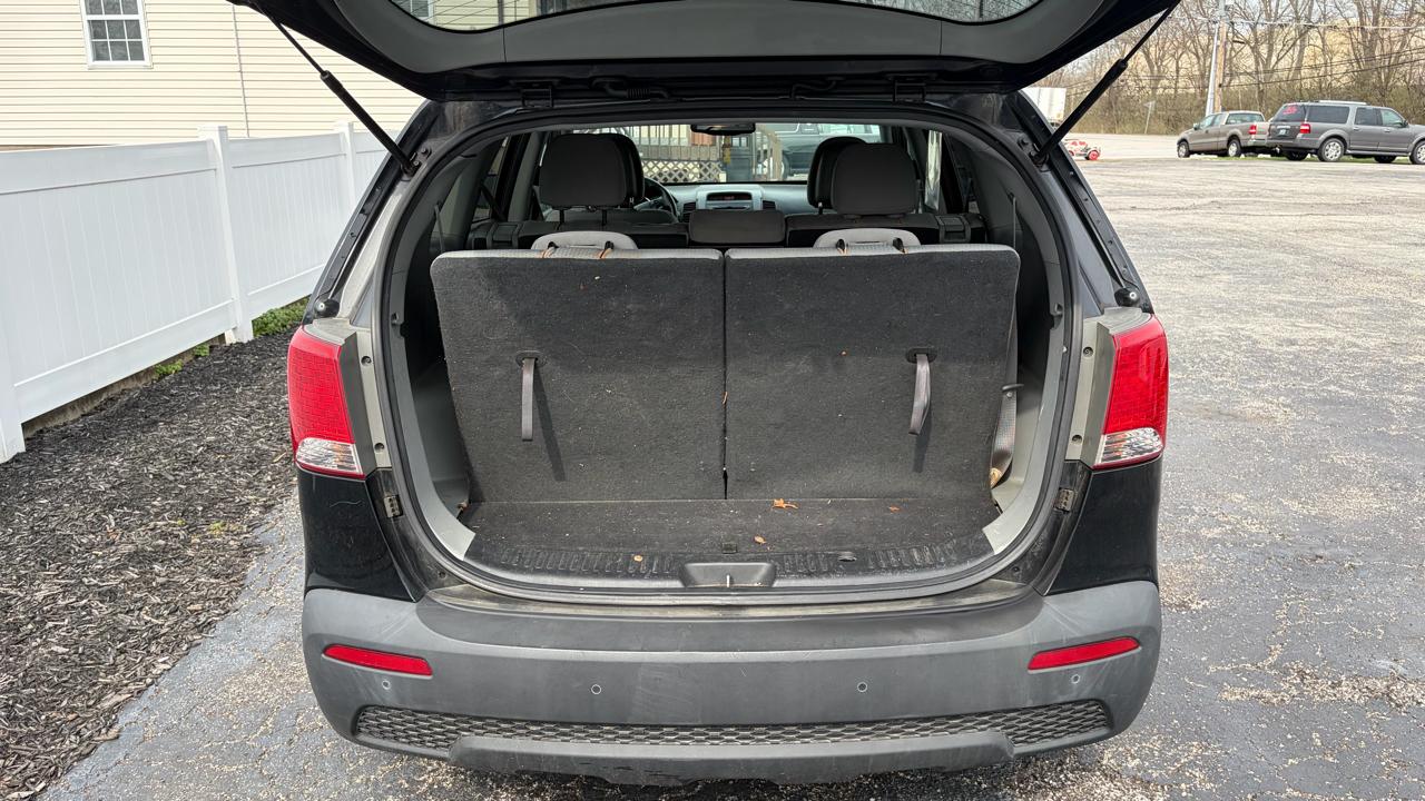 Kia Sorento 2WD 4dr I4 LX 2011