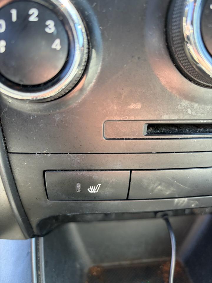 Kia Sorento 2WD 4dr I4 LX 2011