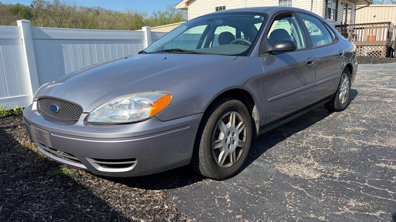 Ford Taurus 4dr Sdn SE 2007