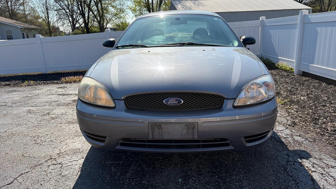 Ford Taurus 4dr Sdn SE 2007
