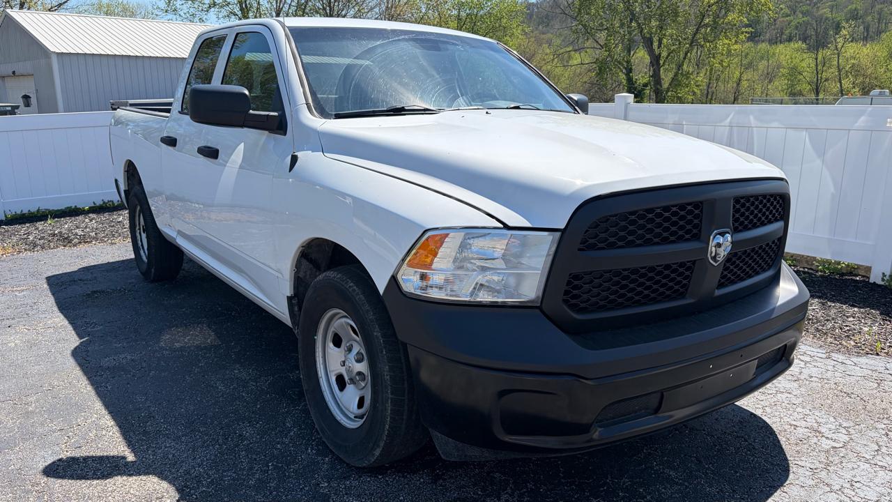RAM 1500 Classic Tradesman 4x2 Quad Cab 6'4" Box 2021