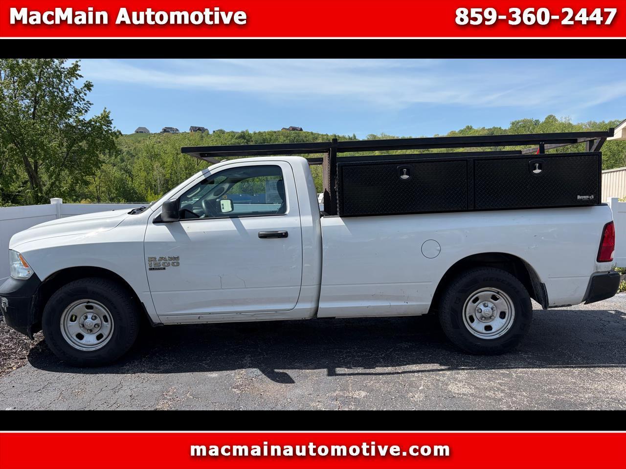 RAM 1500 Classic Tradesman 4x2 Reg Cab 8' Box 2022