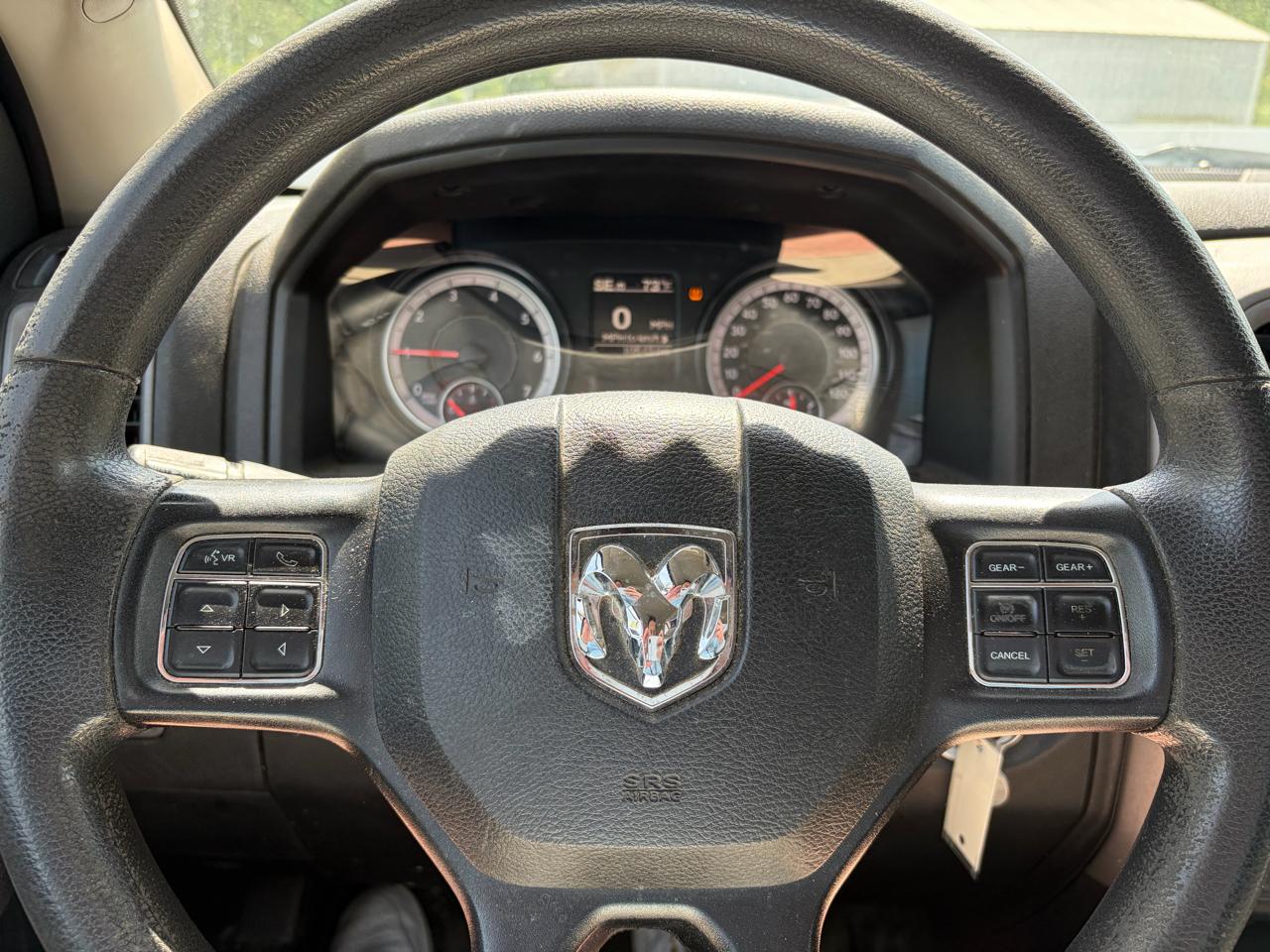 RAM 1500 Classic Tradesman 4x2 Reg Cab 8' Box 2022