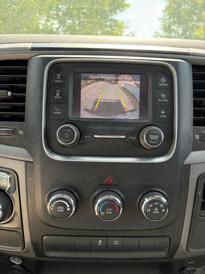 RAM 1500 Classic Tradesman 4x2 Reg Cab 8' Box 2022