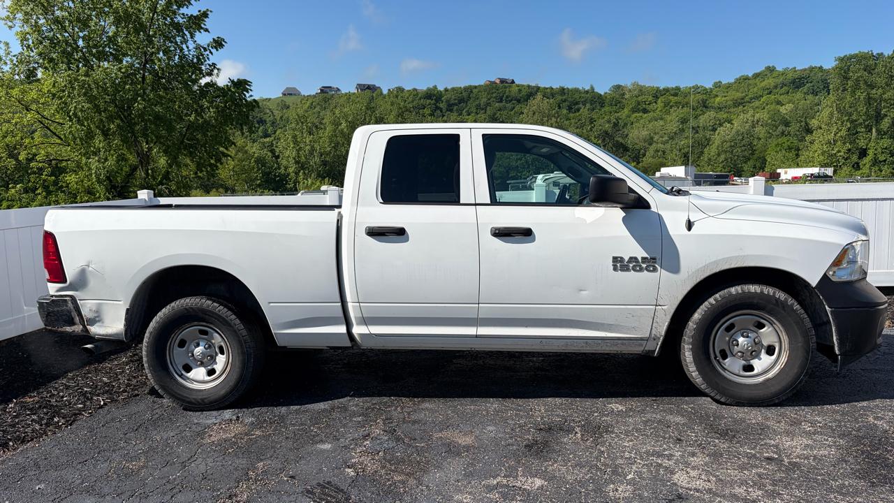 RAM 1500 Tradesman 4x2 Quad Cab 6'4" Box 2018