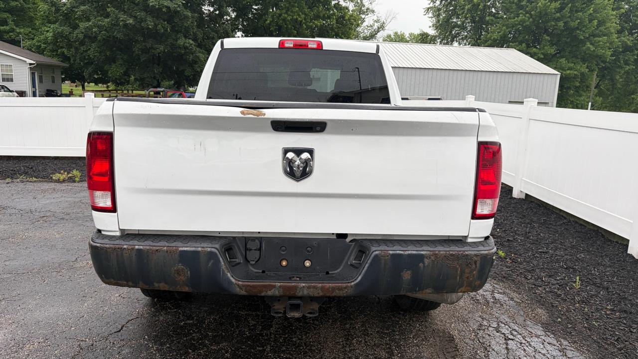 RAM 1500 Tradesman 4x2 Quad Cab 6'4" Box 2018