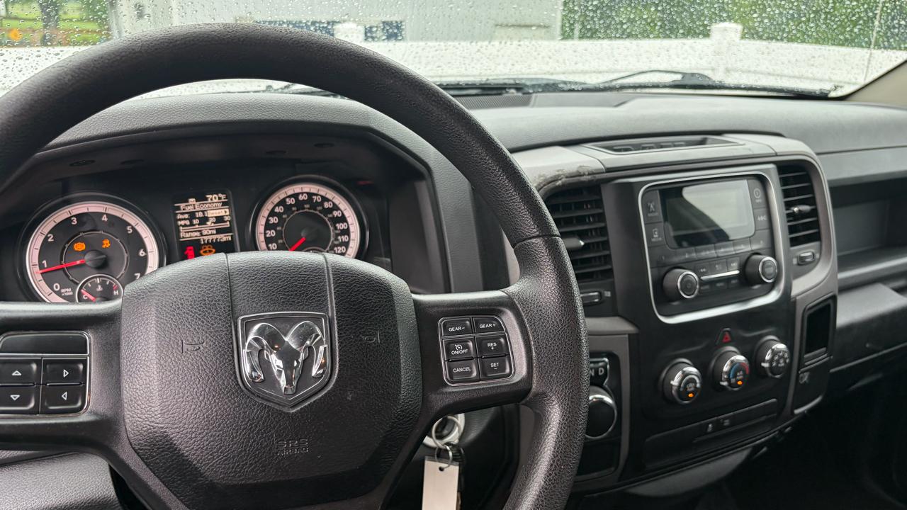 RAM 1500 Tradesman 4x2 Quad Cab 6'4" Box 2018