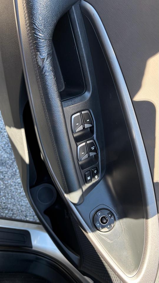 Hyundai Santa Fe FWD 4dr Sport 2013