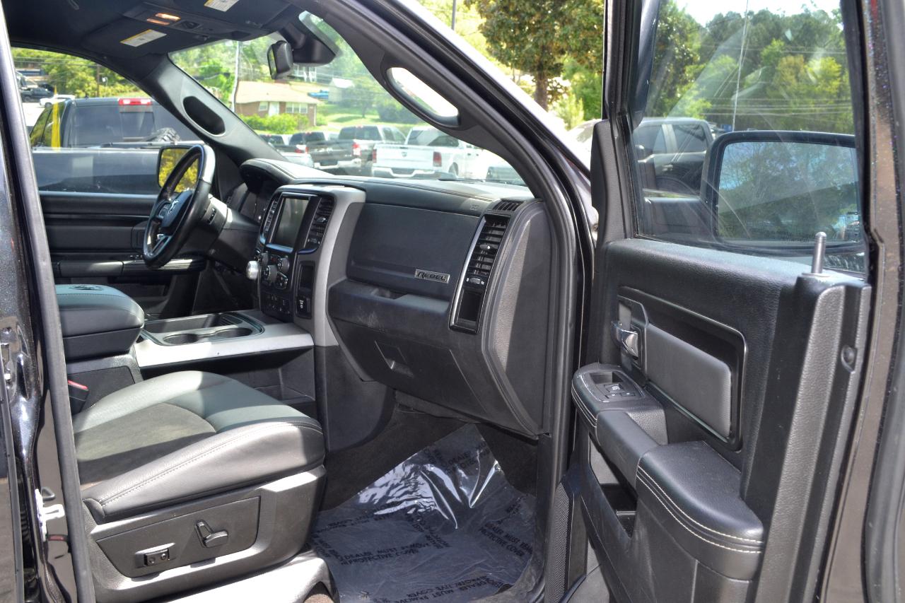 RAM 1500 Rebel Crew Cab SWB 2WD 2017
