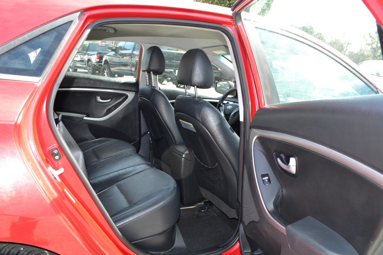 Hyundai Elantra SE 6AT 2016