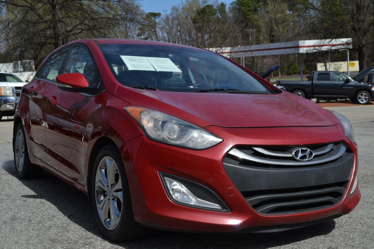 Hyundai Elantra SE 6AT 2016
