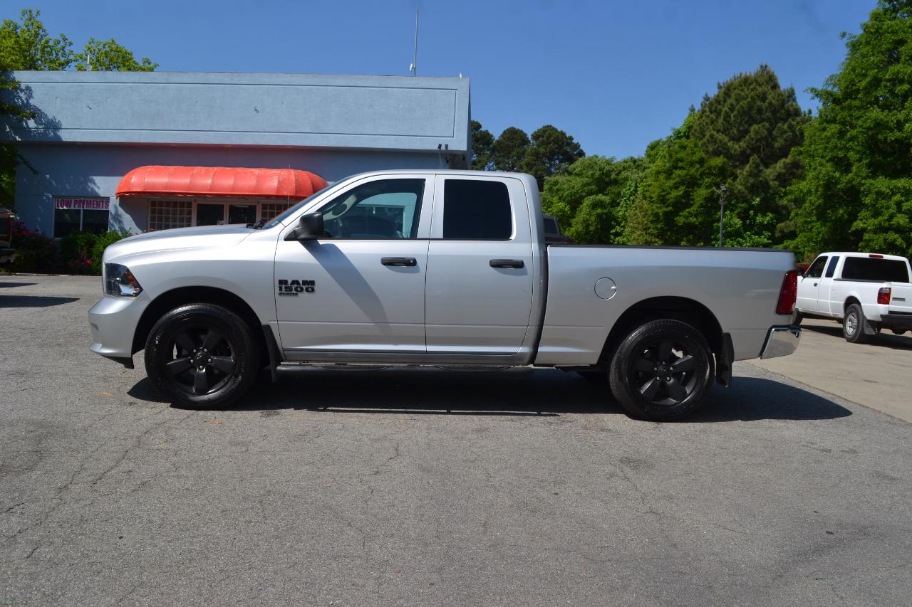 RAM 1500 Classic Tradesman Quad Cab 4WD 2019