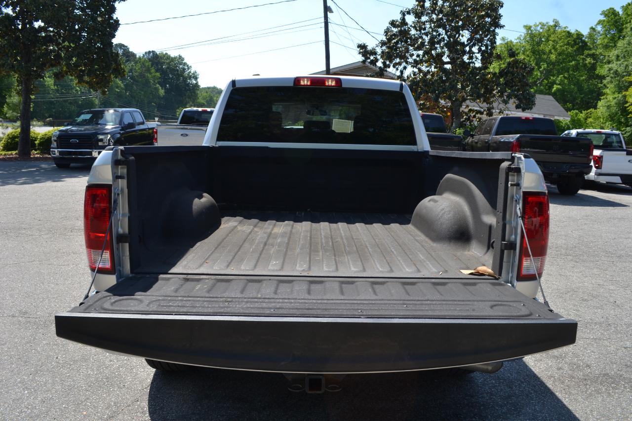RAM 1500 Classic Tradesman Quad Cab 4WD 2019