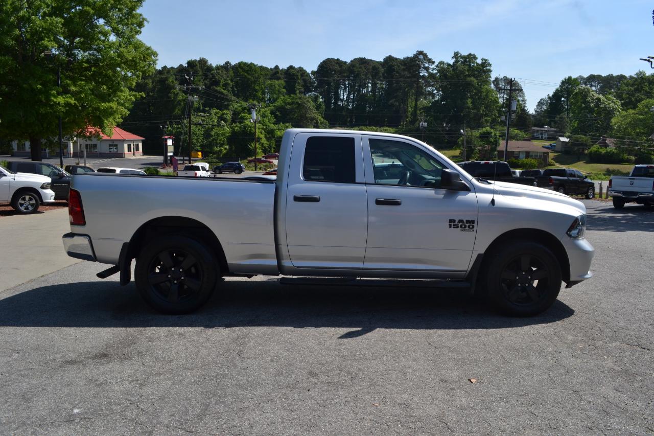 RAM 1500 Classic Tradesman Quad Cab 4WD 2019