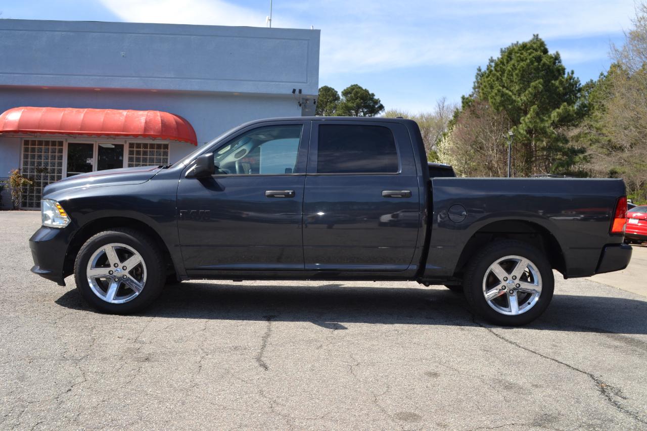 RAM 1500 Tradesman Crew Cab SWB 2WD 2018