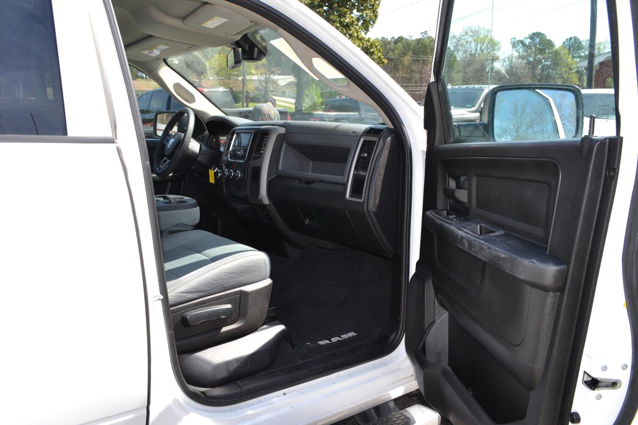RAM 1500 Classic Tradesman Quad Cab 2WD 2019