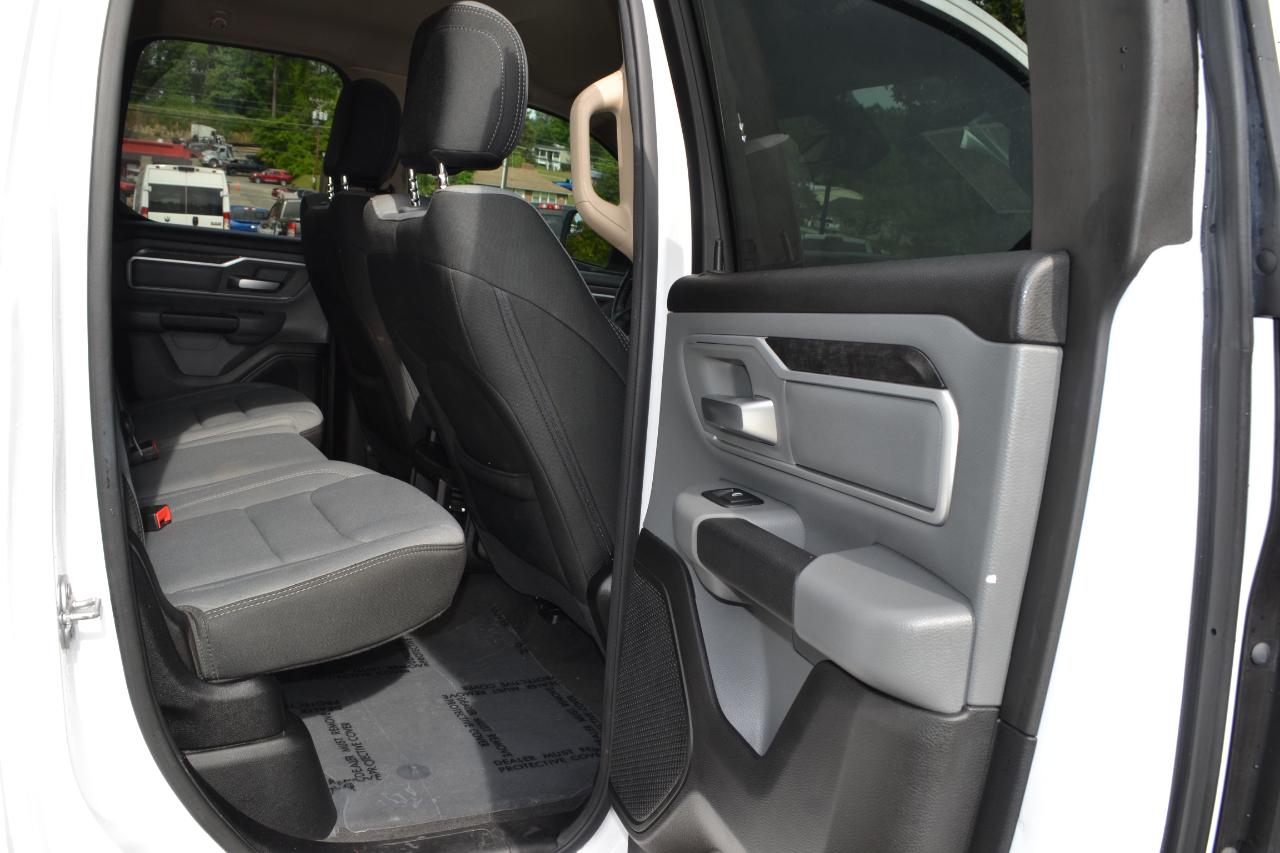 RAM 1500 Big Horn Quad Cab 4WD 2020