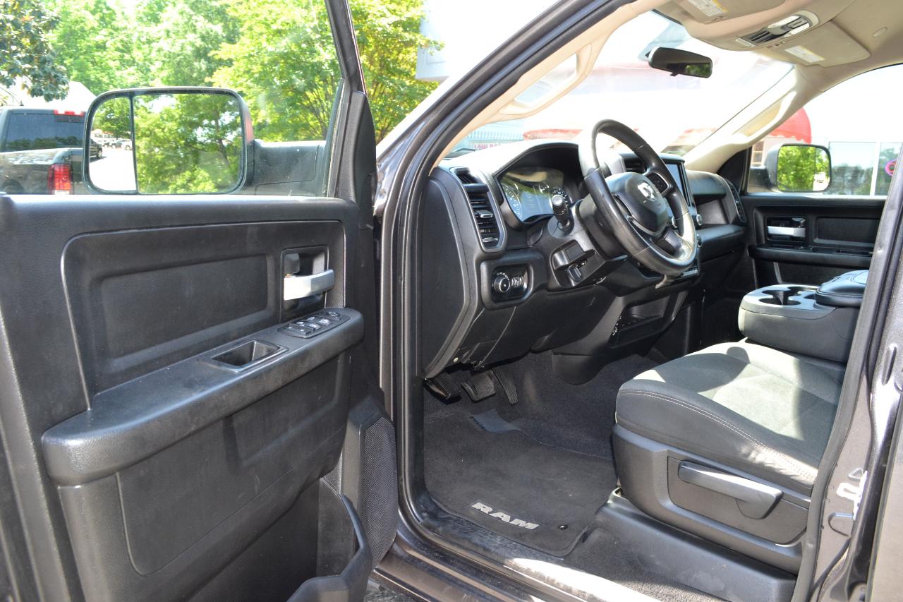 RAM 2500 Tradesman Crew Cab SWB 4WD 2019