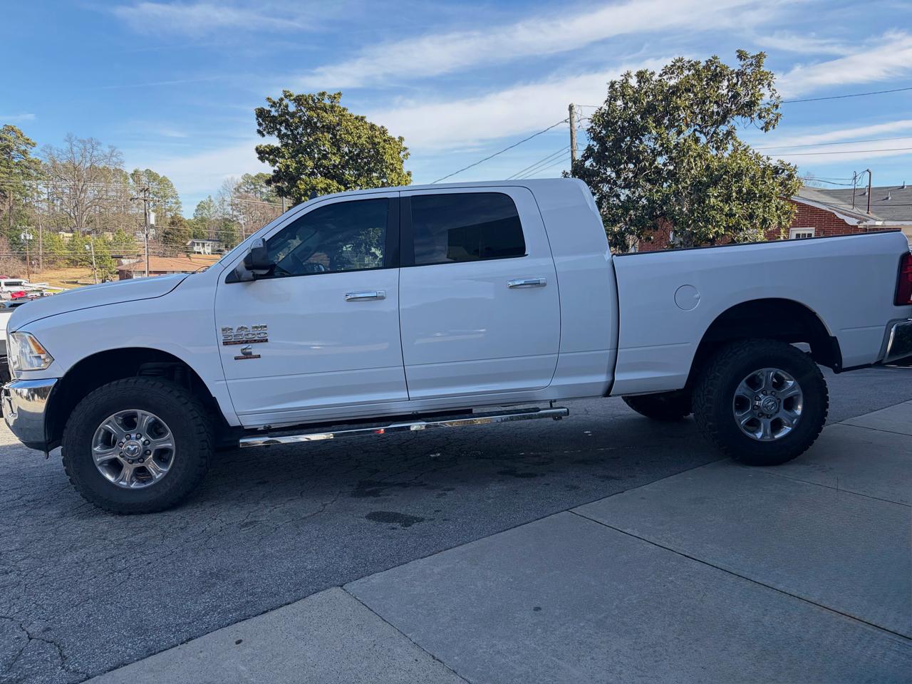 RAM 3500 SLT Mega Cab 4WD 2015
