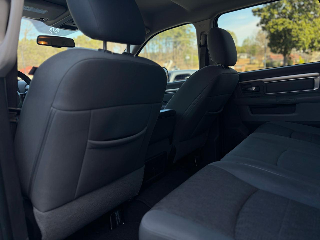 RAM 3500 SLT Mega Cab 4WD 2015