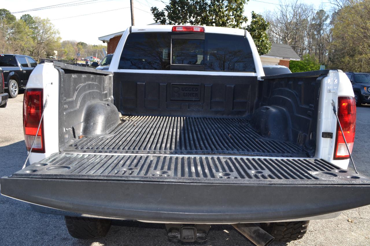 RAM 3500 SLT Mega Cab 4WD 2015