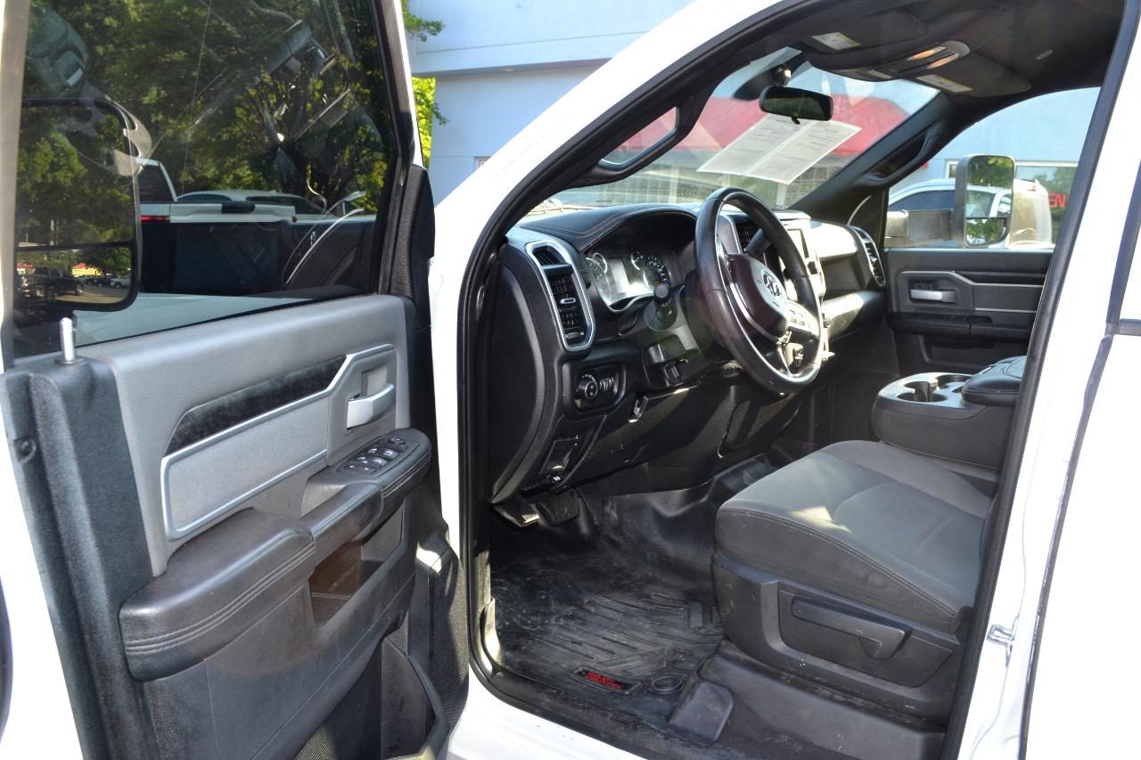 RAM 2500 Tradesman Crew Cab SWB 4WD 2021