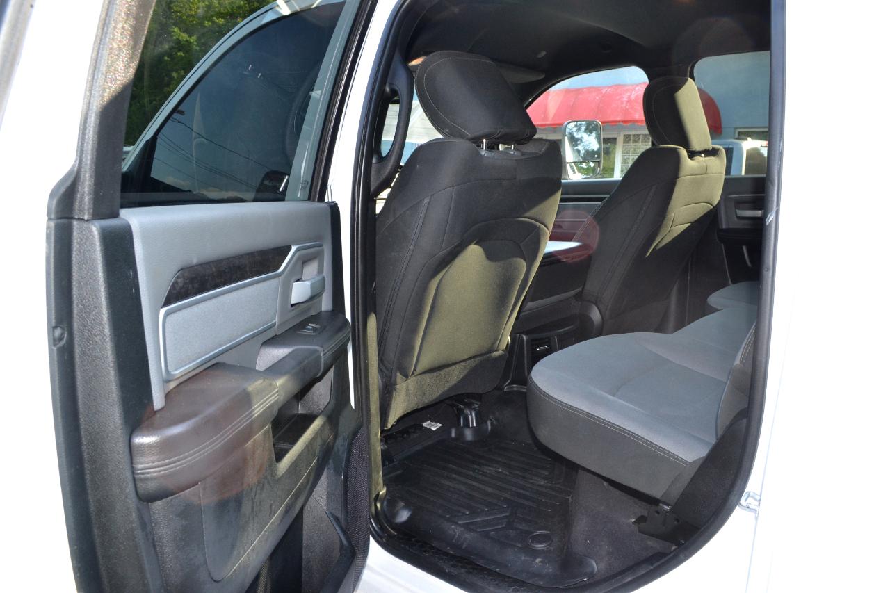 RAM 2500 Tradesman Crew Cab SWB 4WD 2021