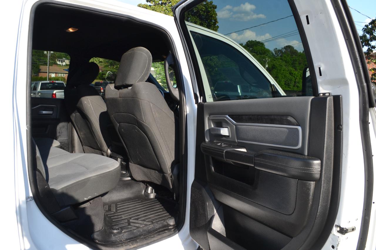 RAM 2500 Tradesman Crew Cab SWB 4WD 2021