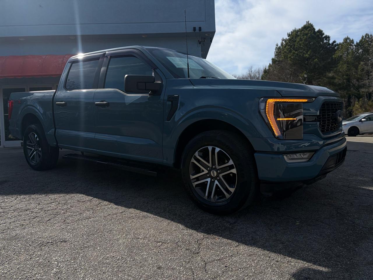 Ford F-150 XL SuperCrew 5.5-ft. Bed 2WD 2023