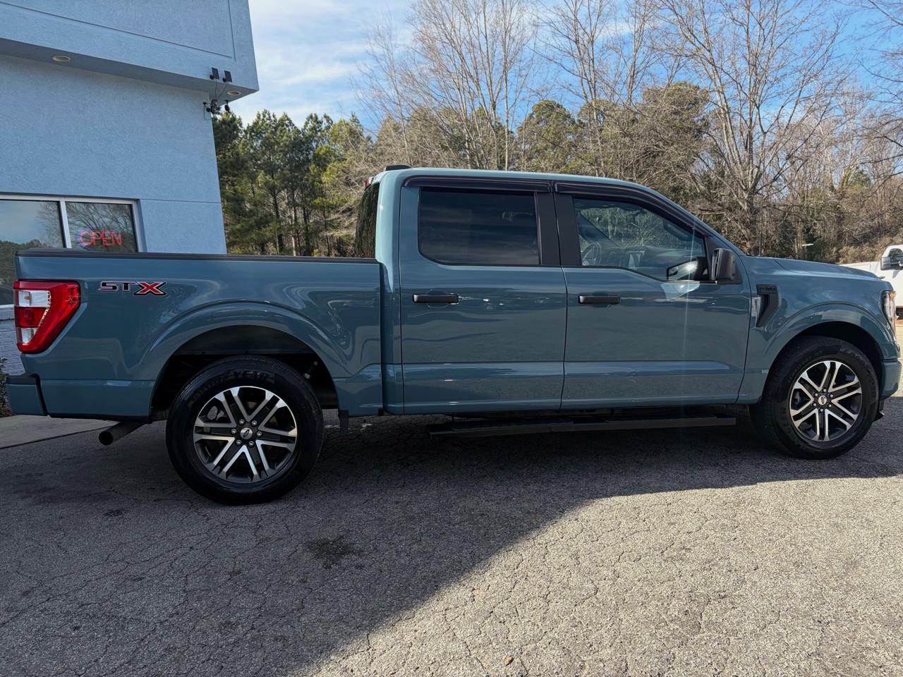 Ford F-150 XL SuperCrew 5.5-ft. Bed 2WD 2023