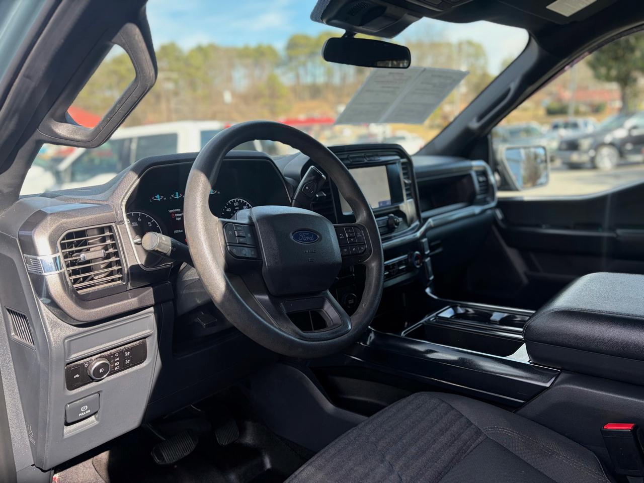 Ford F-150 XL SuperCrew 5.5-ft. Bed 2WD 2023