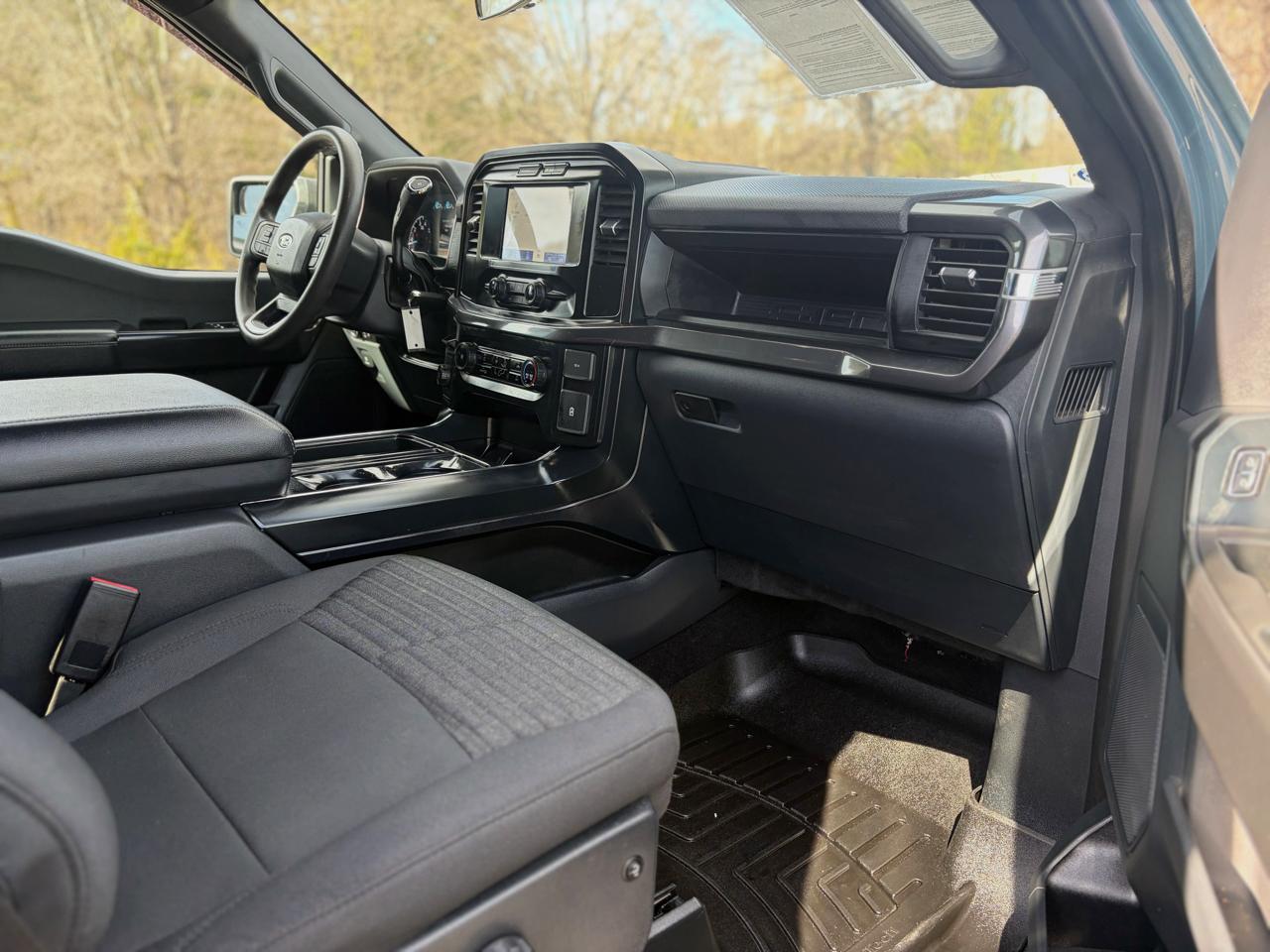Ford F-150 XL SuperCrew 5.5-ft. Bed 2WD 2023