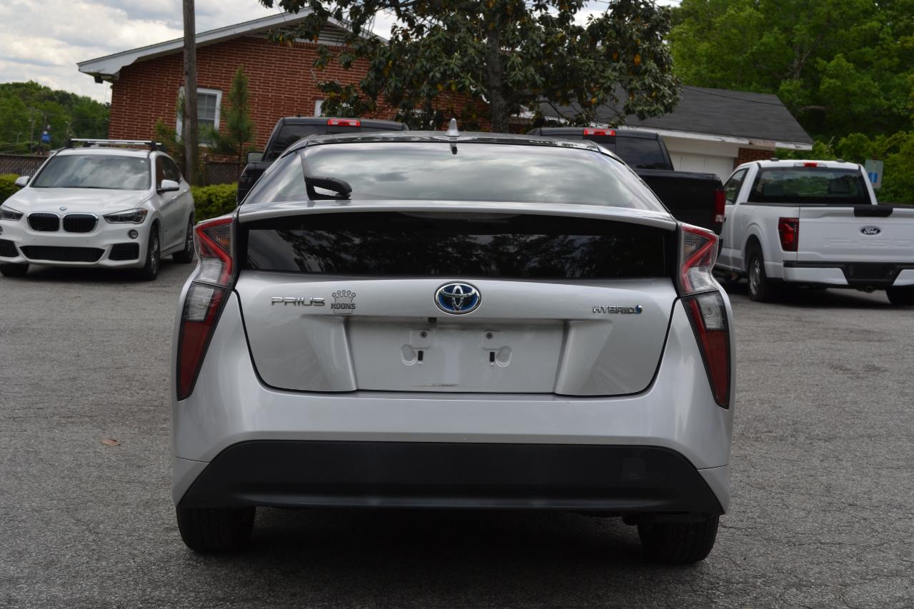Toyota Prius Two Eco 2017