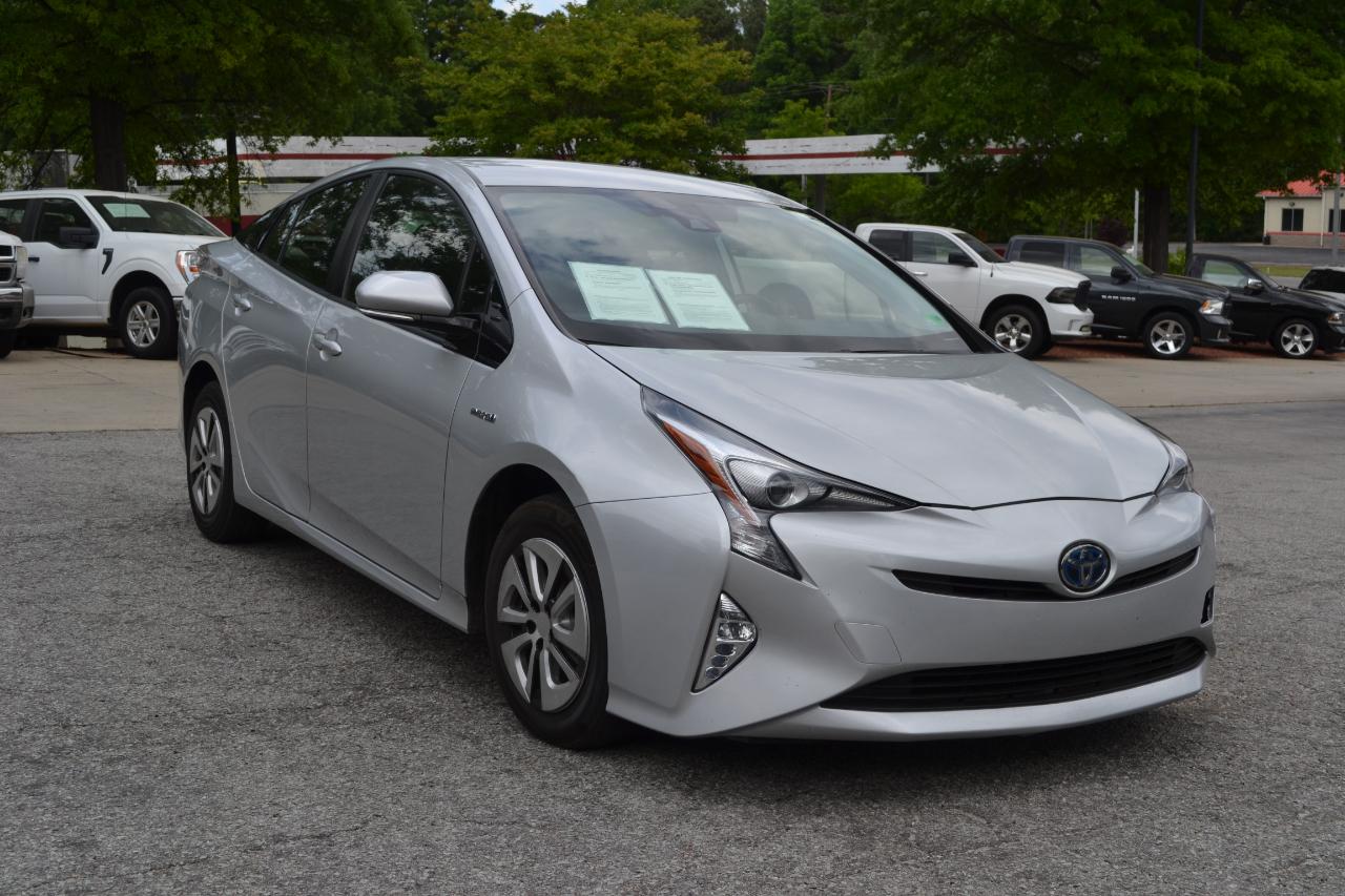 Toyota Prius Two Eco 2017