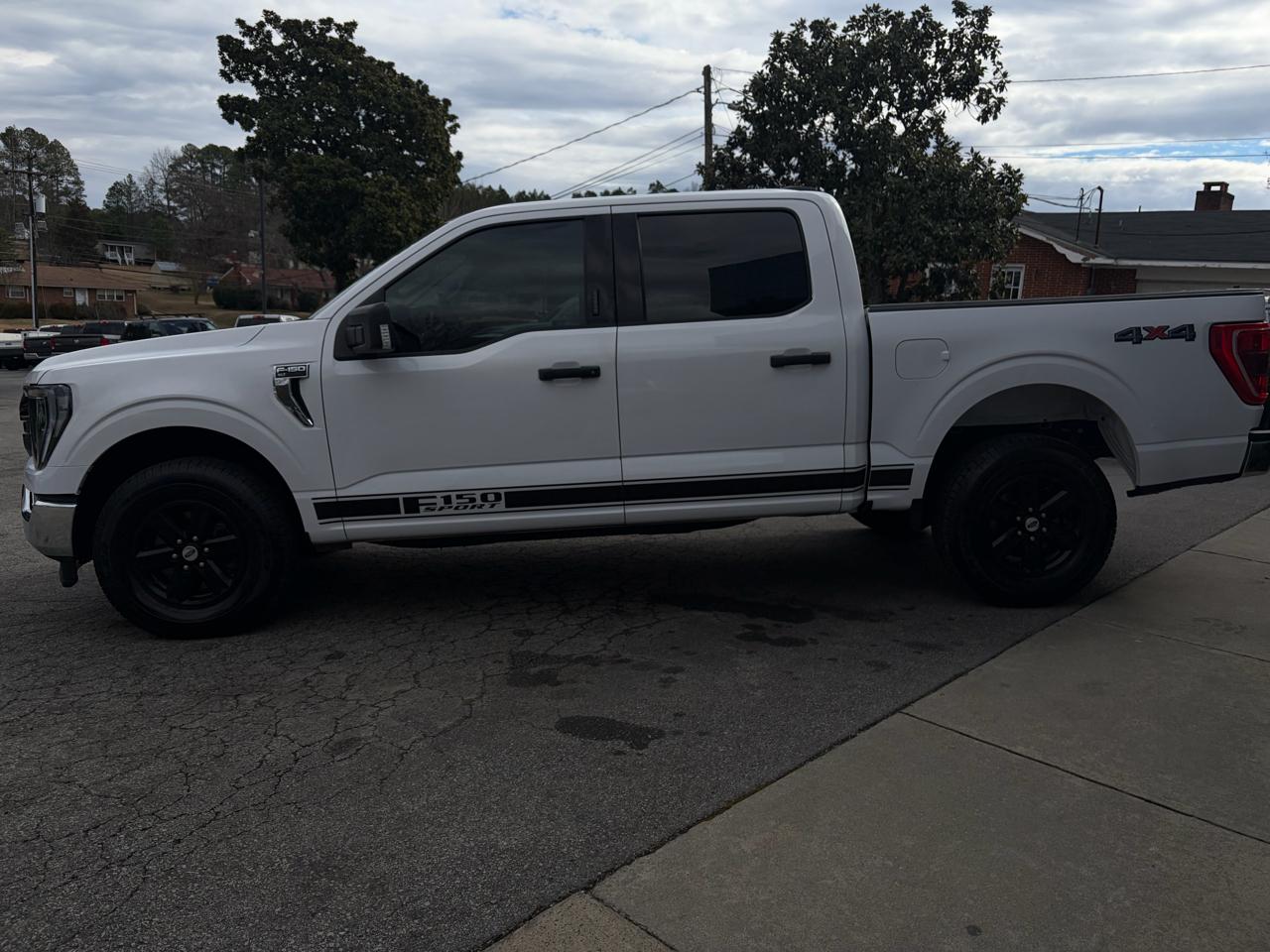 Ford F-150 XL SuperCrew 6.5-ft. Bed 4WD 2021