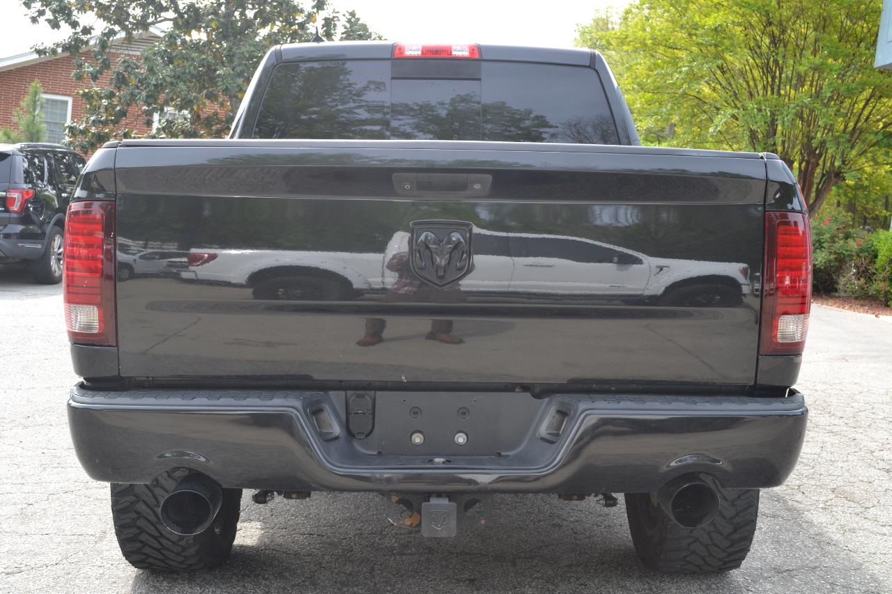 RAM 1500 Sport Crew Cab SWB 2WD 2016