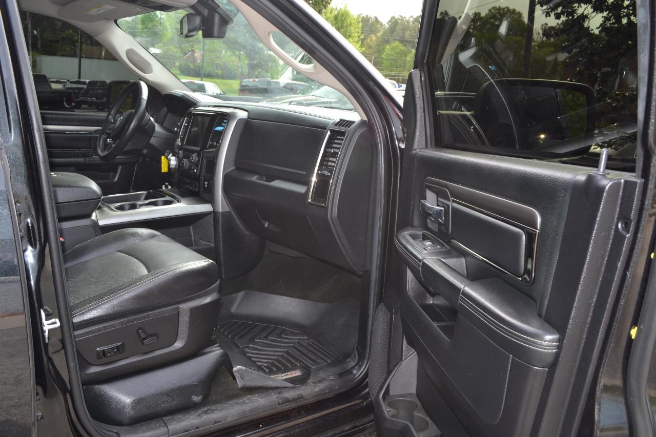 RAM 1500 Sport Crew Cab SWB 2WD 2016