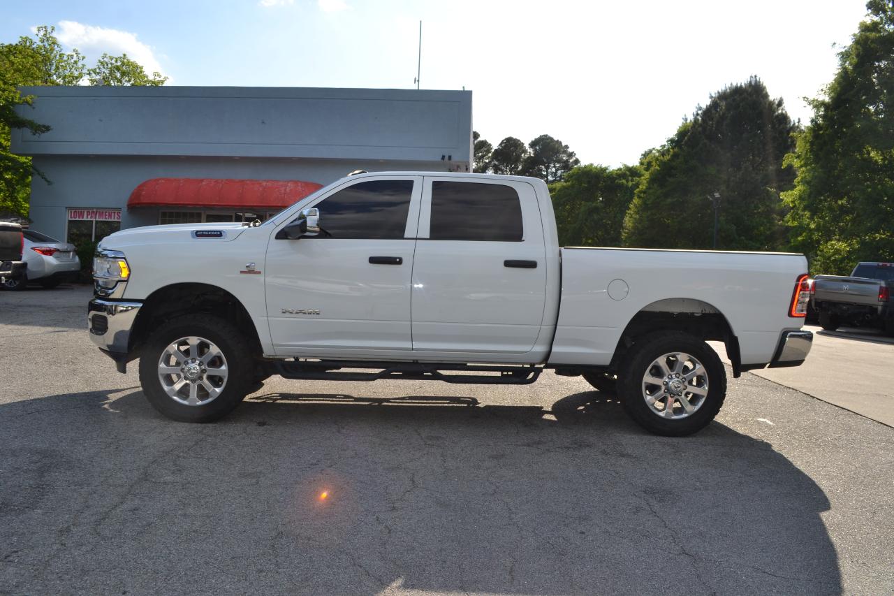 RAM 2500 Tradesman Crew Cab SWB 4WD 2022