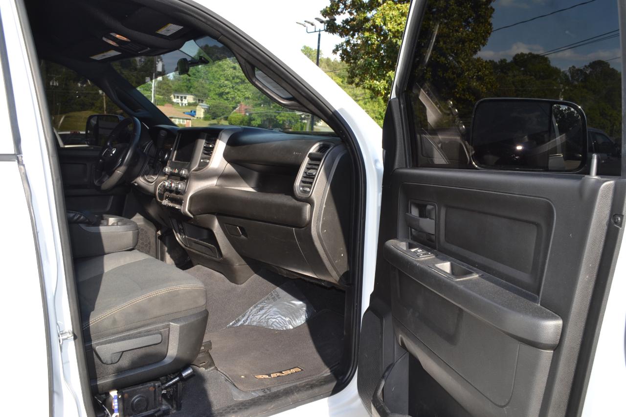 RAM 2500 Tradesman Crew Cab SWB 4WD 2022