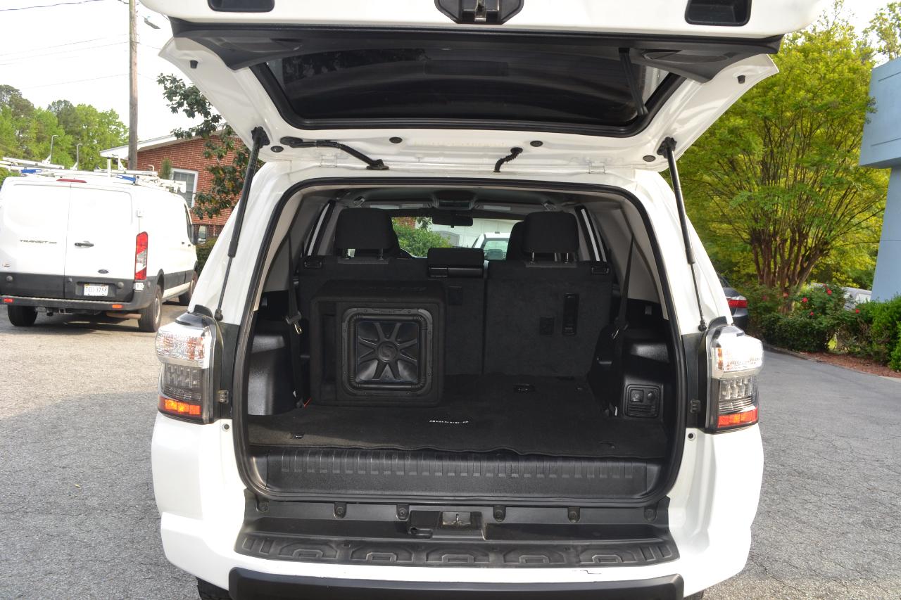 Toyota 4Runner SR5 4WD 2019