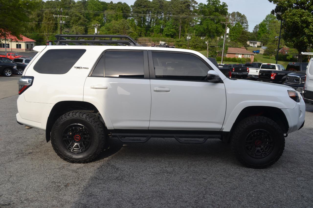 Toyota 4Runner SR5 4WD 2019