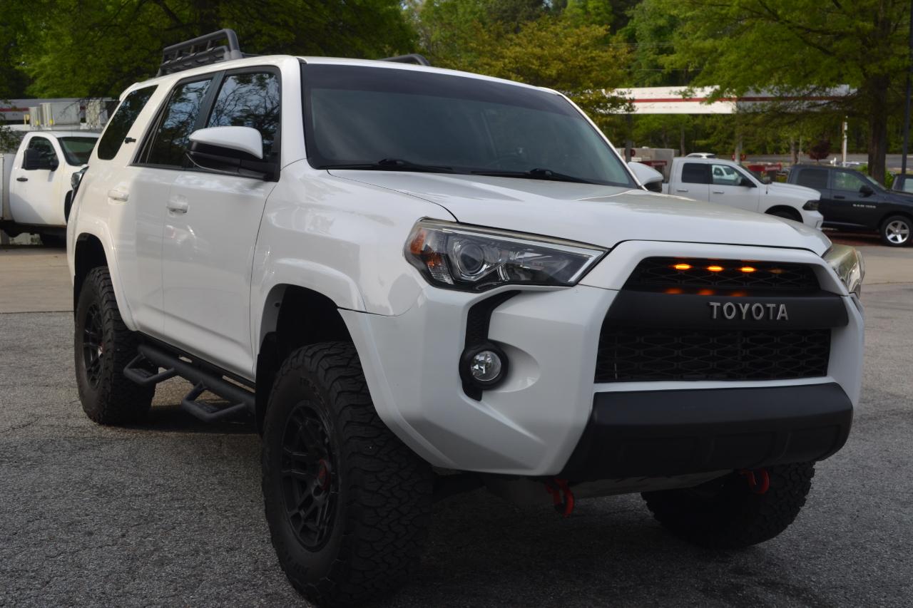 Toyota 4Runner SR5 4WD 2019