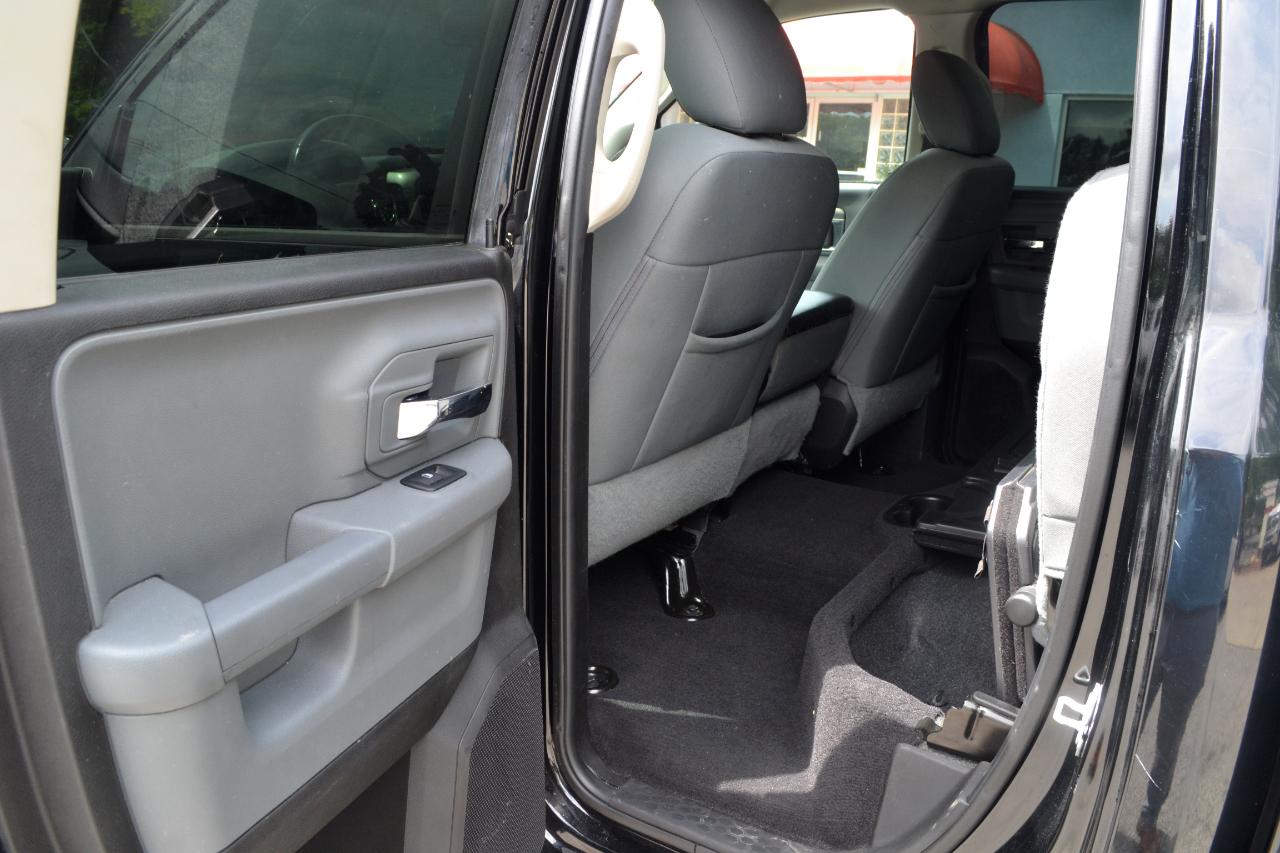 RAM 1500 Classic Tradesman Quad Cab 4WD 2019