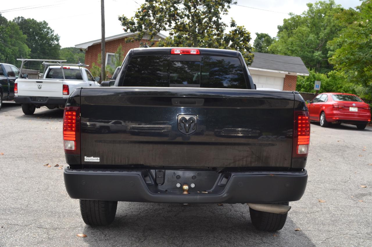RAM 1500 Classic Tradesman Quad Cab 4WD 2019