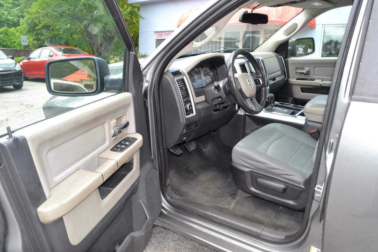 Dodge 1500 Sport Crew Cab 4WD 2011