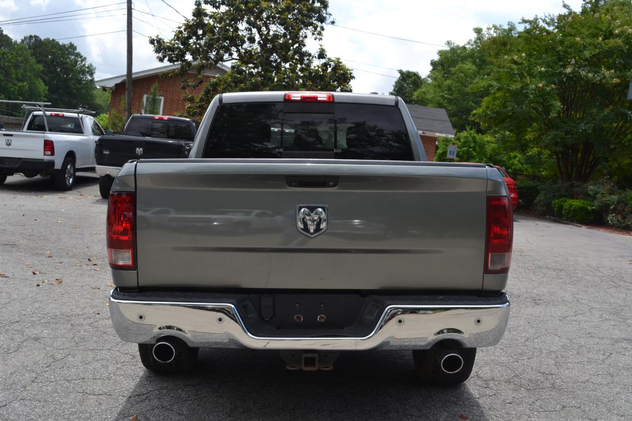 Dodge 1500 Sport Crew Cab 4WD 2011