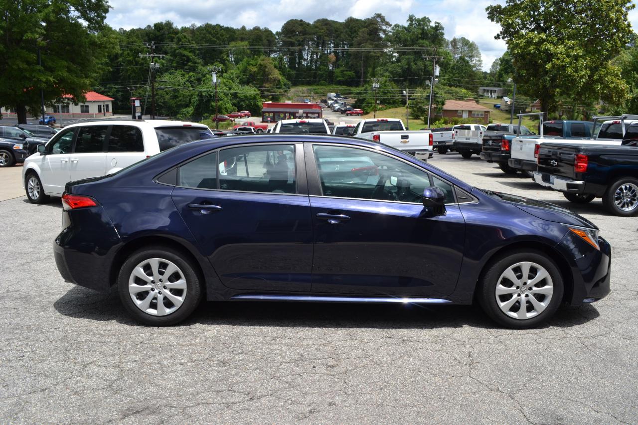 Toyota Corolla LE 2022