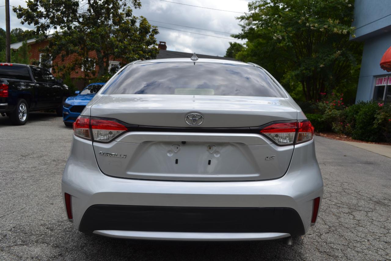Toyota Corolla LE 2021